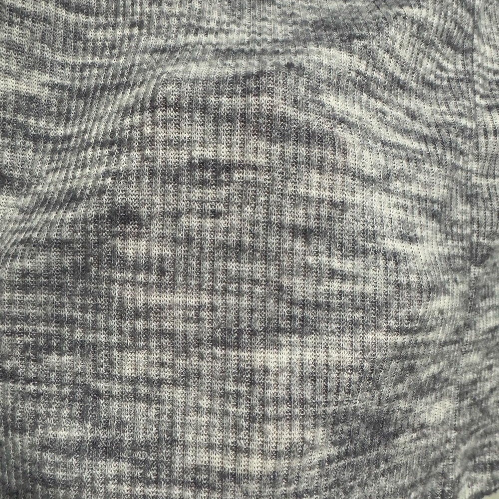 Gray Ribbed Long Sleeve Top - Picture 3 of 4